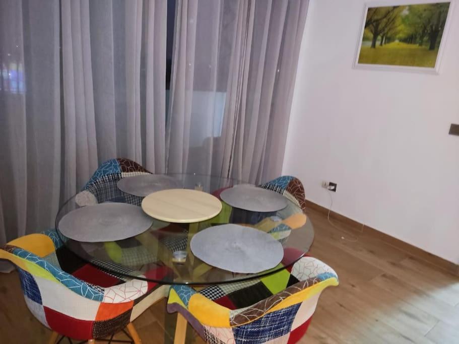 Superbe Appartement Avec Parking Gratuit Et Garde Dakar Exterior foto
