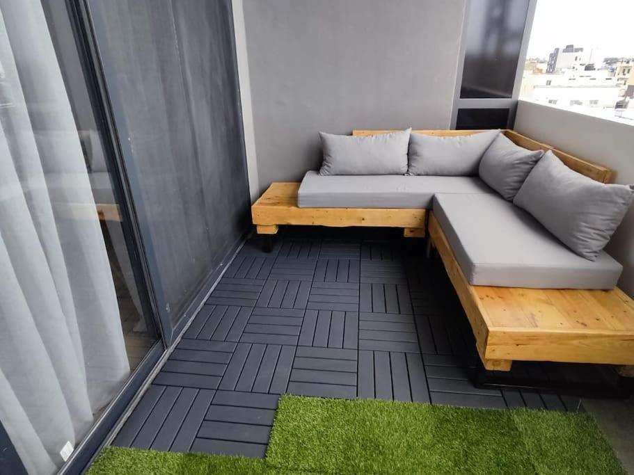 Superbe Appartement Avec Parking Gratuit Et Garde Dakar Exterior foto